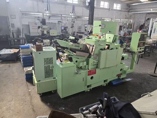 Máquina de Retificação Sem Centro Totalmente Automatizada com Mecanismos de Segurança Integrados e Capacidades de Monitoramento em Tempo Real